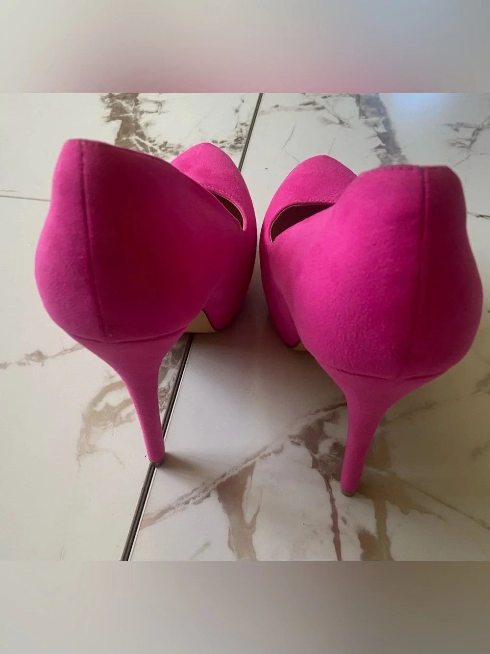 Dream Pairs  Hot Pink Fuchsia Suede Stiletto Swan Platform Pumps size 8.5